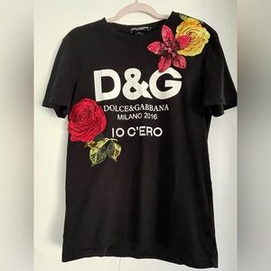 Dolce & Gahanna  Milano 2016 lo ‘CERO  Black Floral Runway Tee!